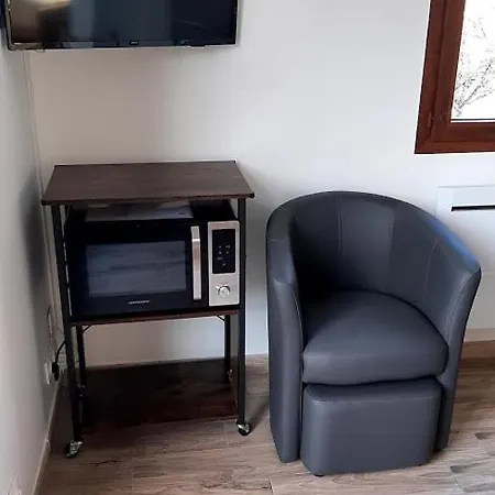 Le Pre Fleuri A - Neufs Classes Meubles De Tourisme 3 Etoiles - Parking Privatif Appartement *