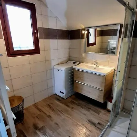 Le Pre Fleuri A - Neufs Classes Meubles De Tourisme 3 Etoiles - Parking Privatif Appartement *