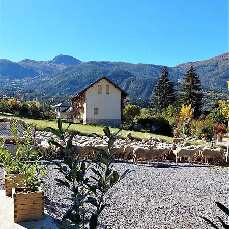 Le Pre Fleuri A - Neufs Classes Meubles De Tourisme 3 Etoiles - Parking Privatif Appartement
