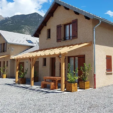 Le Pré Fleuri Nouveau Sur Neufs Meublé De Tourisme Classé 3 étoiles Guillestre